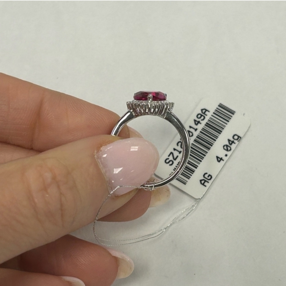 ❤▪️Suzy Levian ▪️ Sterling Silver Cubic Zirconia Engagement Ring Sz 7 - Picture 9 of 11